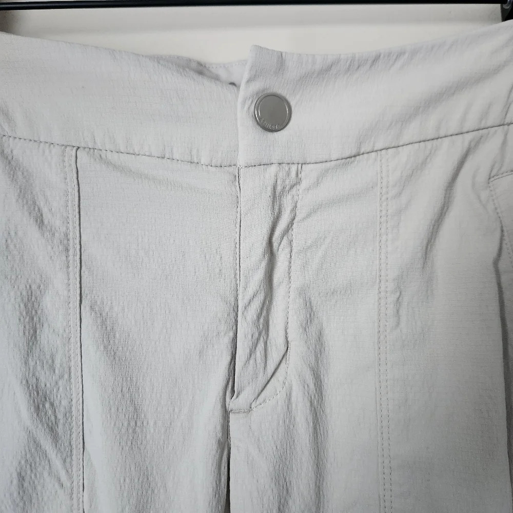 Athleta | Trekkie Hike Straight Leg Pant in Birch Grey - Size 6 - Picture 4 of 14